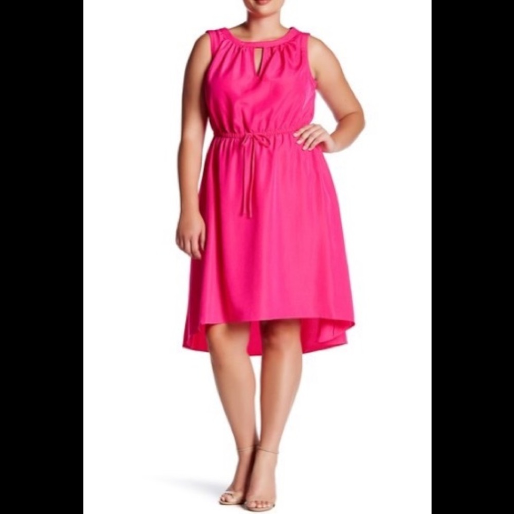 Donna Ricco Sleeveless Tie Front Dress Size 24